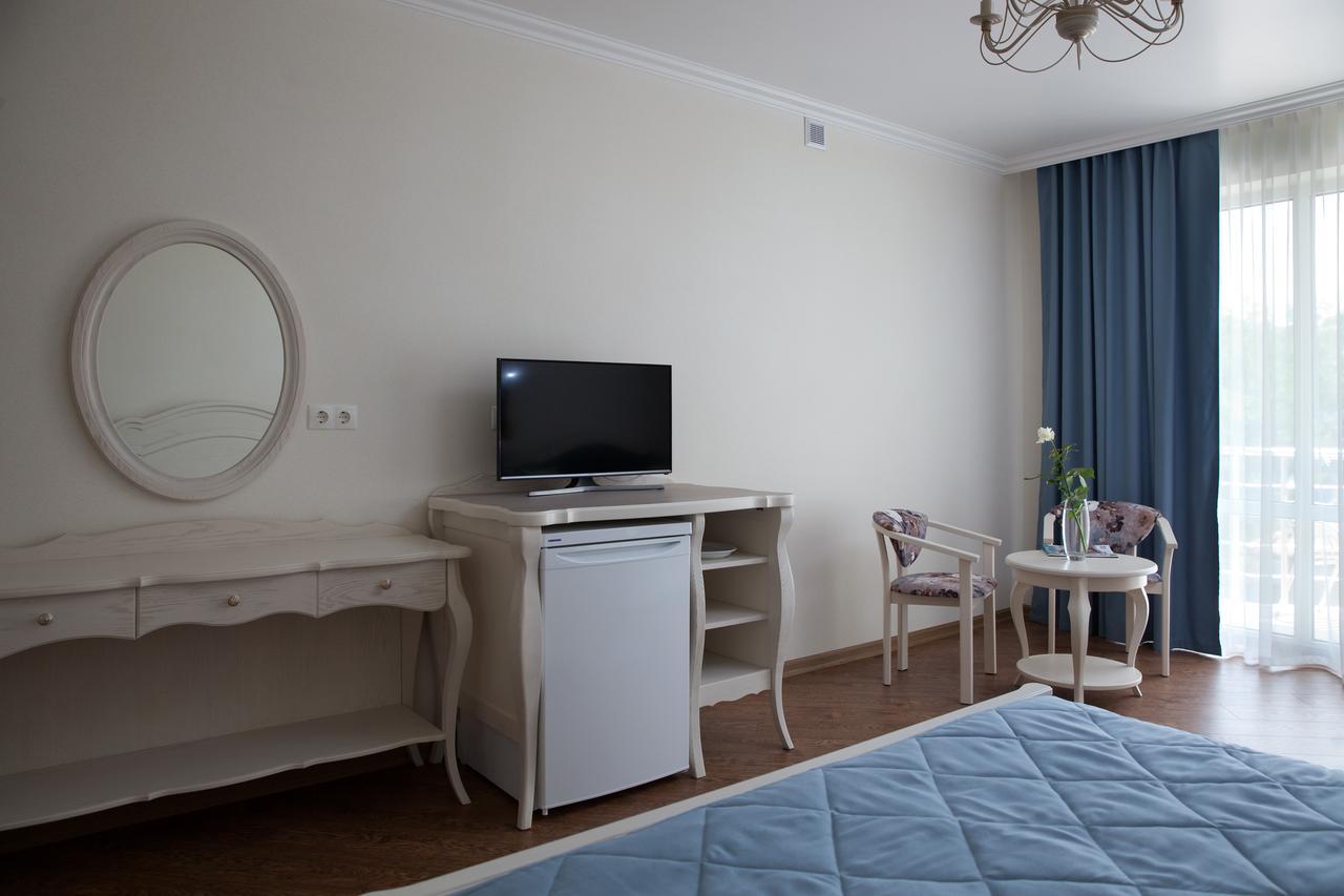 Pharaon De Lux Hotel Zatoka Exterior photo