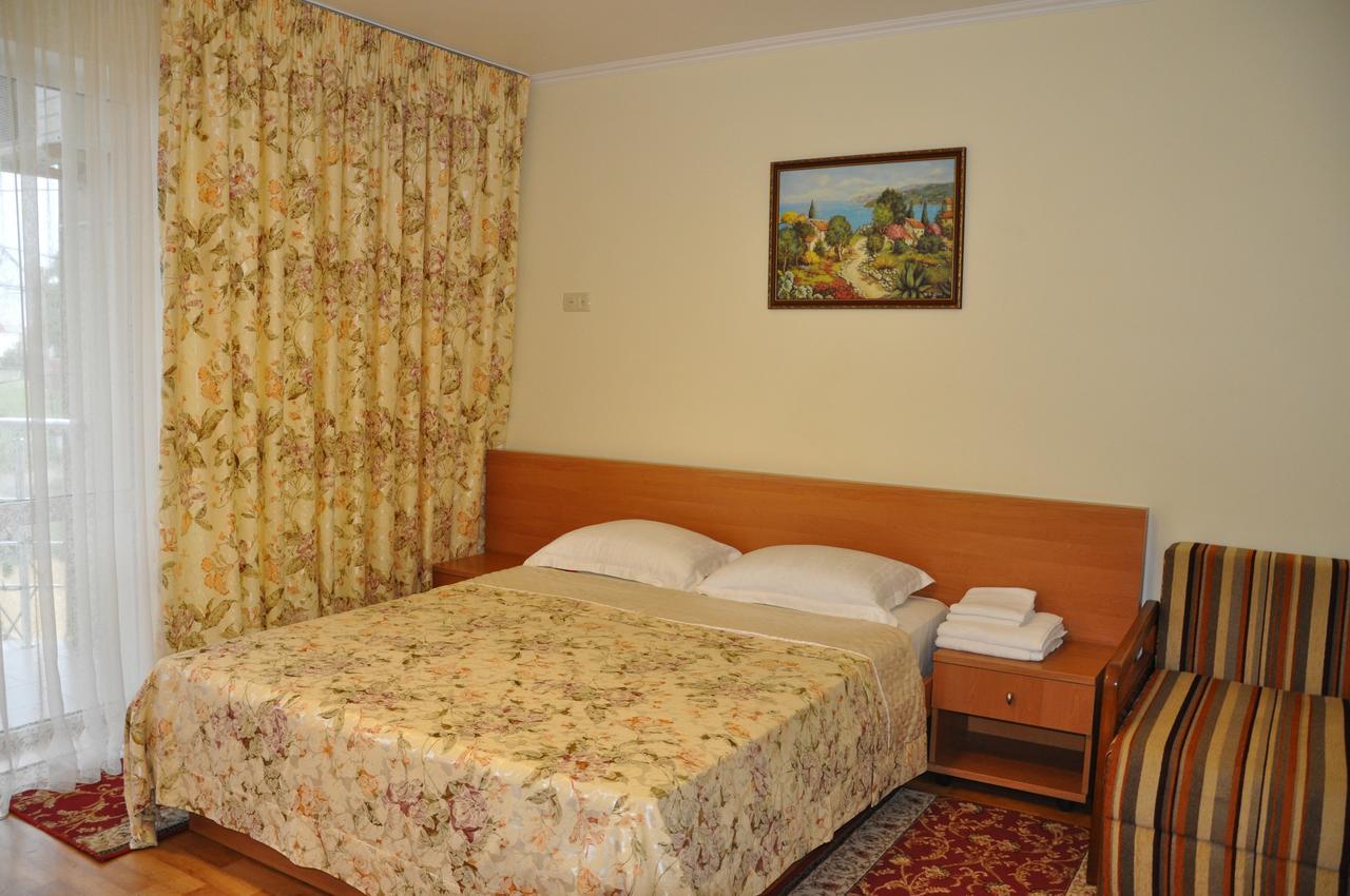 Pharaon De Lux Hotel Zatoka Exterior photo
